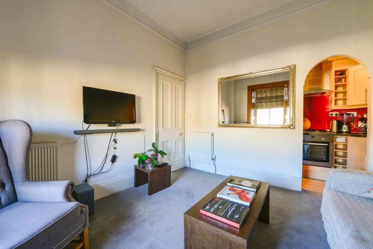 Guestready - Comfortable Flat Close To City Centre location